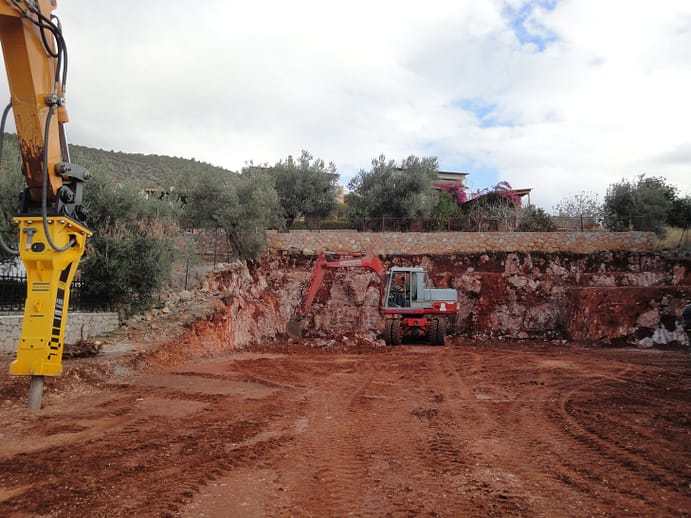 Διώροφη Μονοκατοικία με Υπόγειο